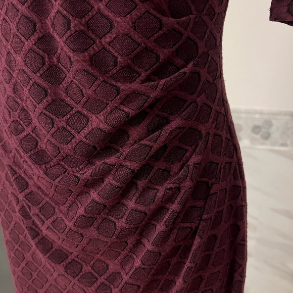 Anne Klein Elbow Sleeves Stretch Burgundy Side Drapes Dress - Picture 8 of 12